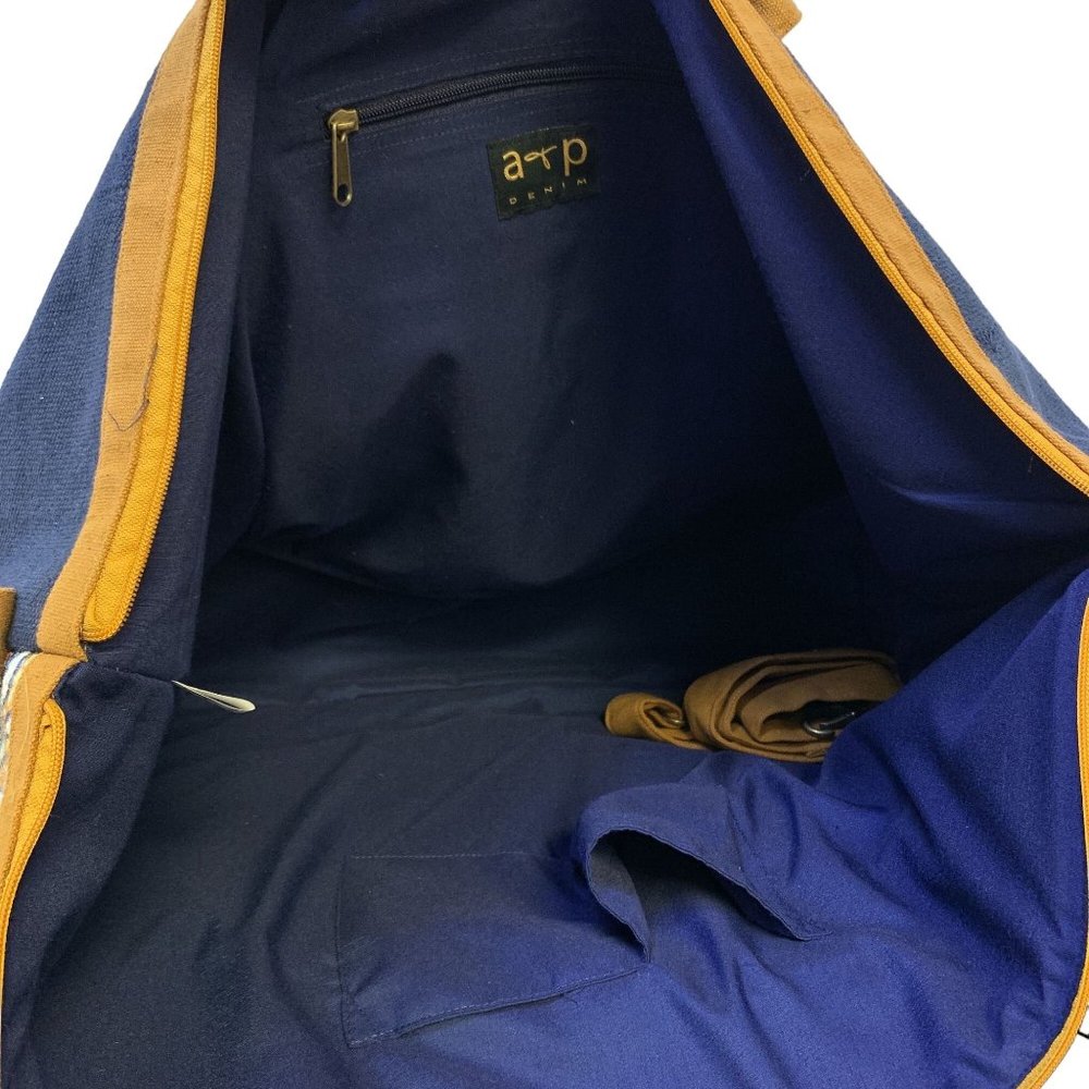 *Soft Surroundings Blue & Tan Embroidered Weekend Bag X-Large - Picture 4 of 6